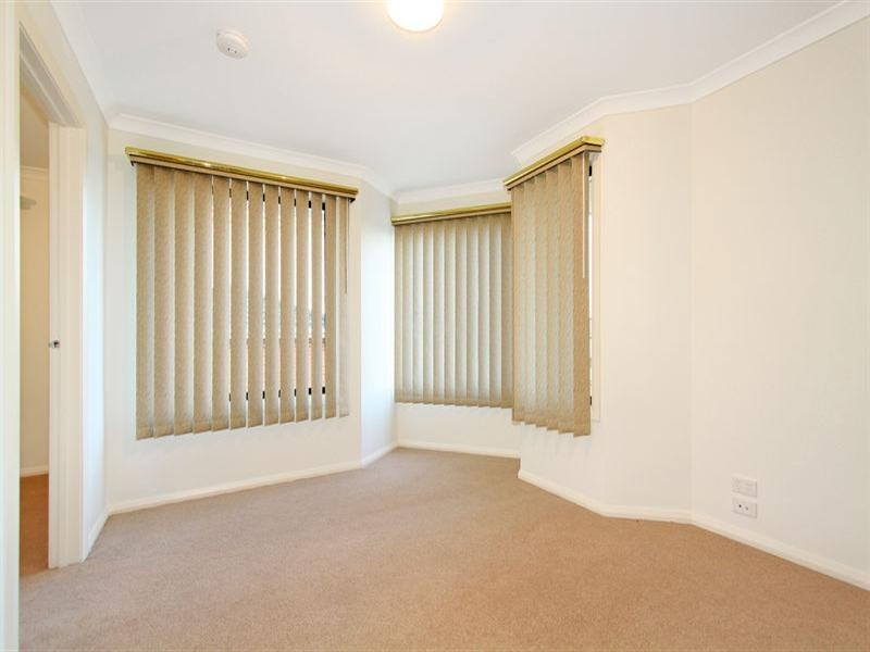 2/3 Melinga Crescent, Chadstone VIC 3148