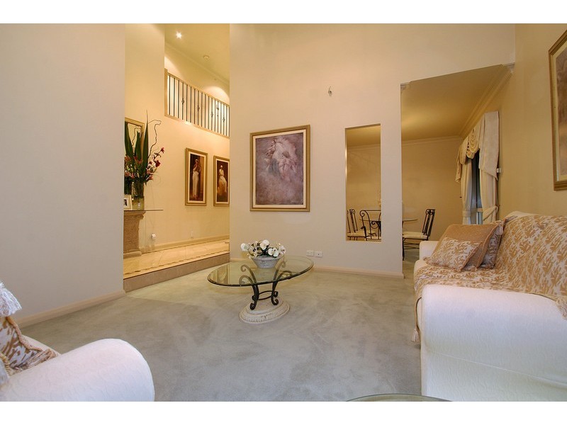 2 Dame Mary Gilmore Place, Oakleigh East VIC 3166