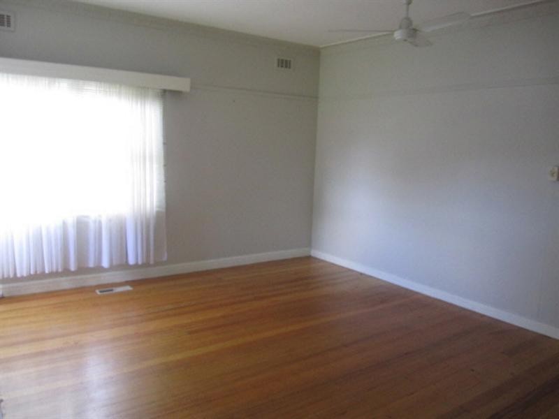 31 Colonel Street, Clayton VIC 3168