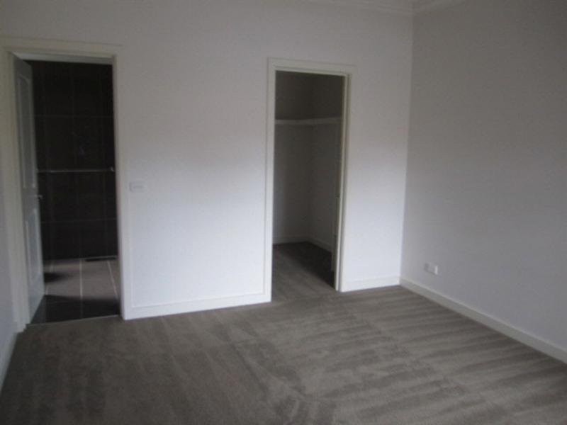 2/17 Margaret Street, Clayton VIC 3168