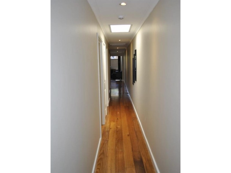 1 sanicki Court, Bentleigh East VIC 3165