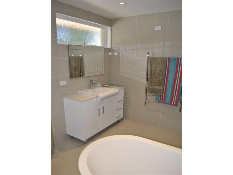 1 sanicki Court, Bentleigh East VIC 3165