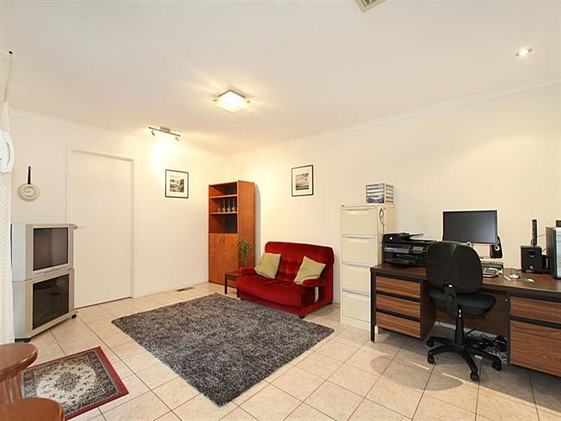 8 Swaran Court, Oakleigh South VIC 3167