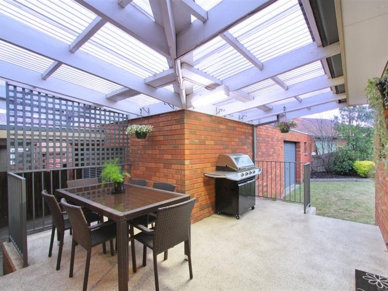 8 Swaran Court, Oakleigh South VIC 3167