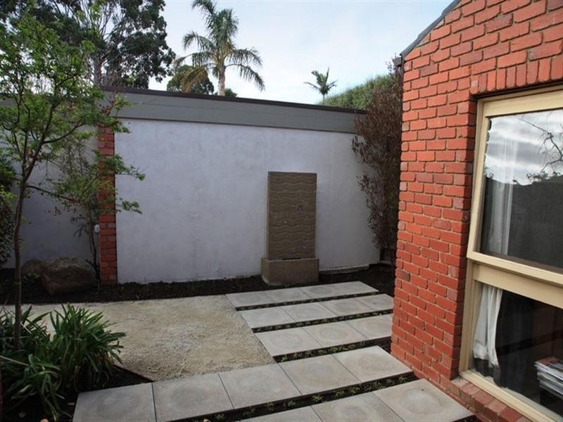 7/3 Landcox Street, Brighton East VIC 3187