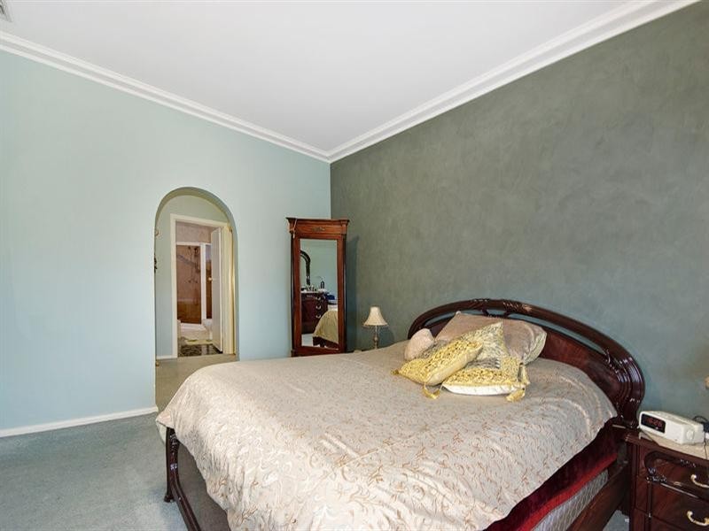 61 Scotsburn Avenue, Oakleigh South VIC 3167