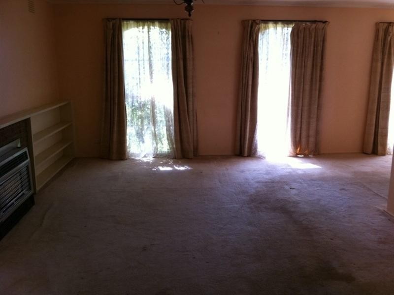 11 Darling Street, Hughesdale VIC 3166