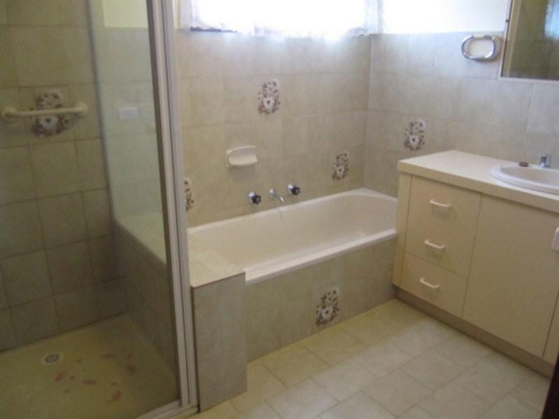 1/3 Huntingdale Road, Chadstone VIC 3148