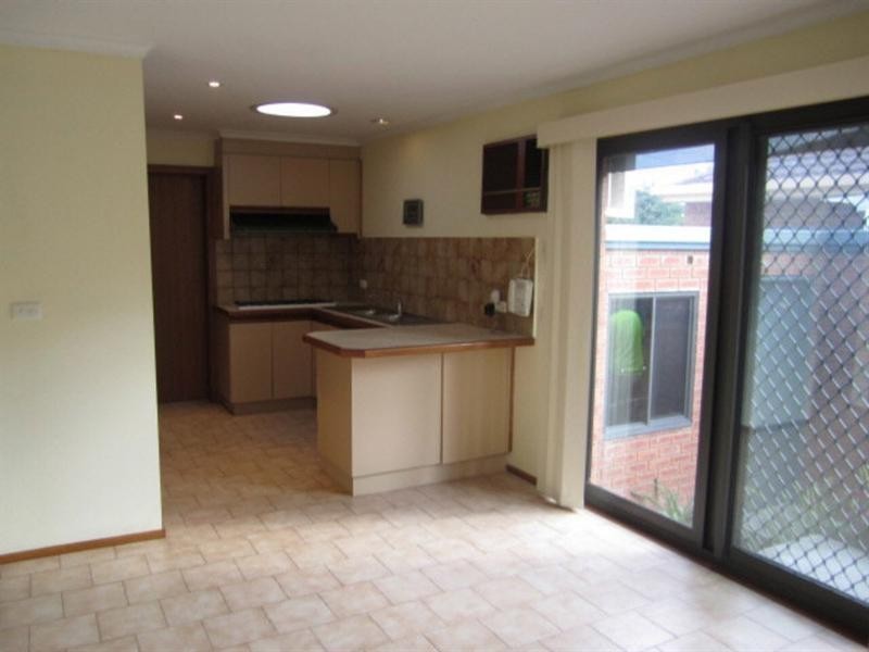 1/3 Huntingdale Road, Chadstone VIC 3148