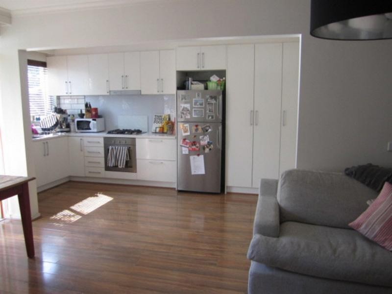 1/198 Grange Road, Carnegie VIC 3163