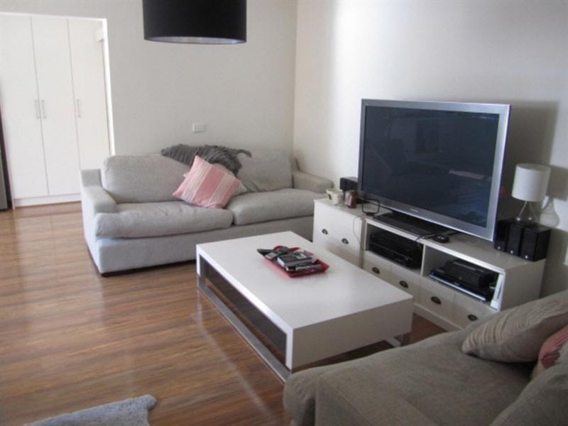 1/198 Grange Road, Carnegie VIC 3163