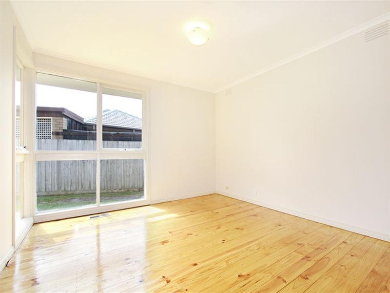 10 Madison Avenue, Dandenong North VIC 3175