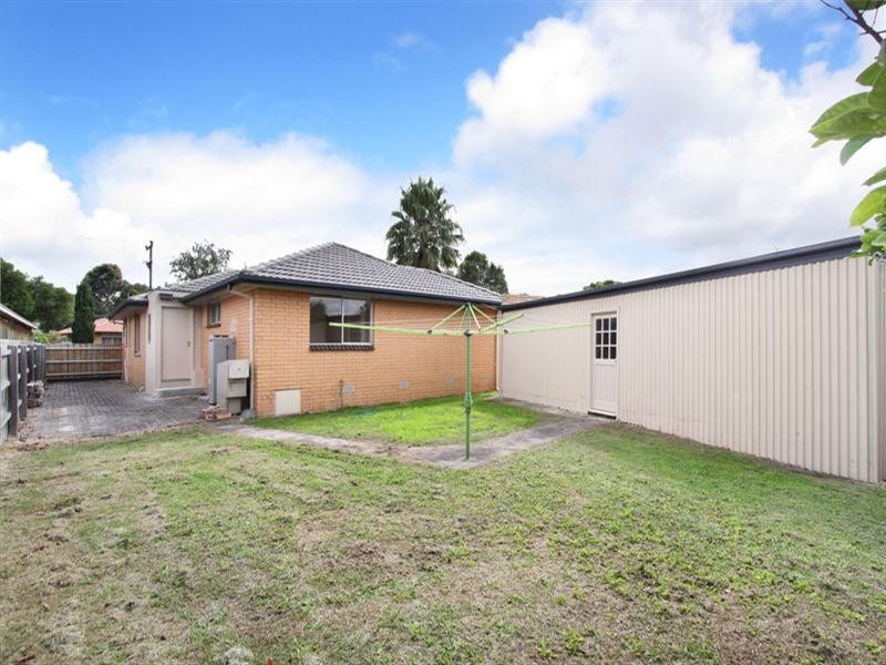 10 Madison Avenue, Dandenong North VIC 3175