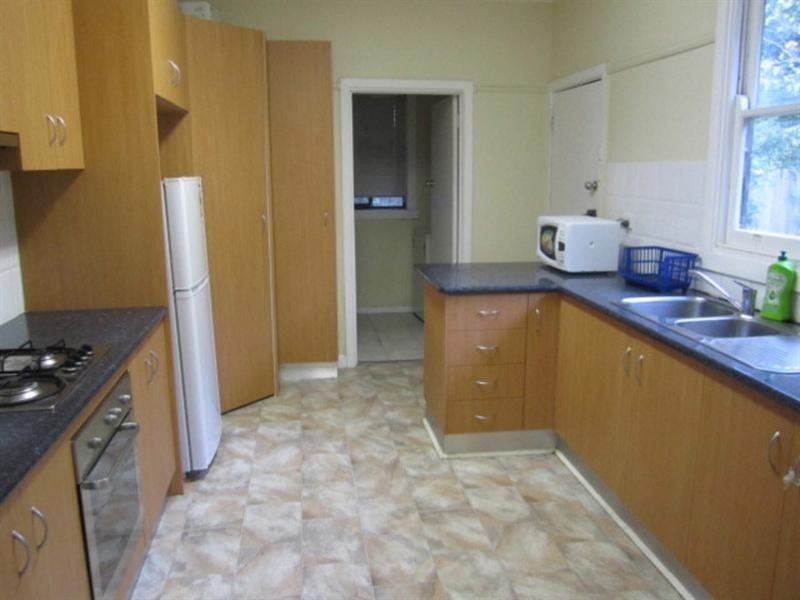 34 Beddoe Avenue, Clayton VIC 3168