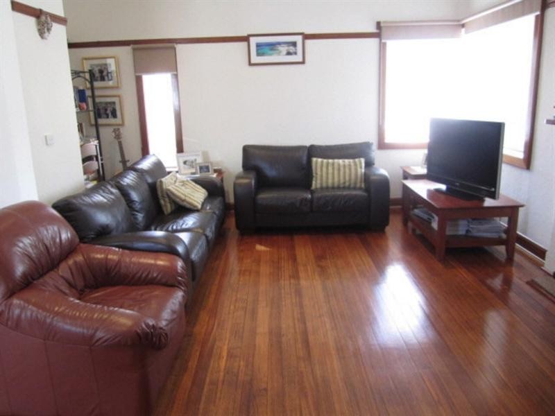 8 John Street, Bentleigh East VIC 3165