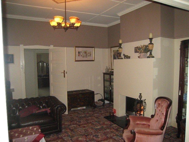 9 Euston Road, Hughesdale VIC 3166