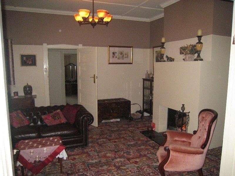 9 Euston Road, Hughesdale VIC 3166