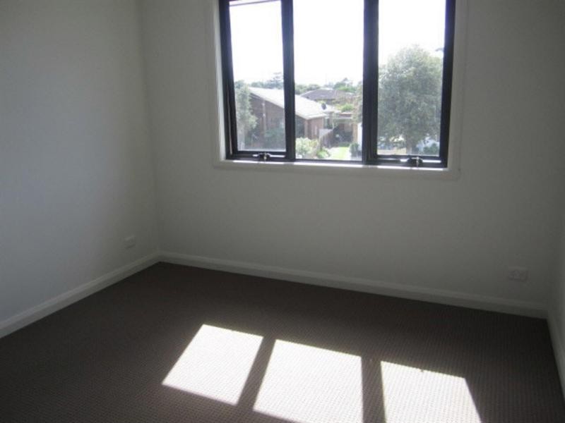 1/6 Jean Avenue, Clayton VIC 3168