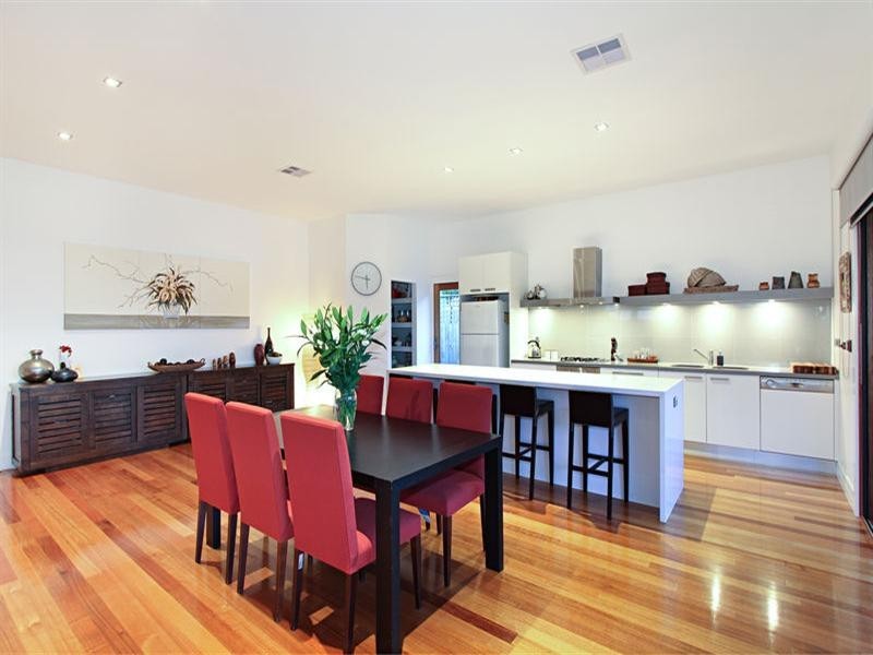 7 Richardson Street, Hughesdale VIC 3166