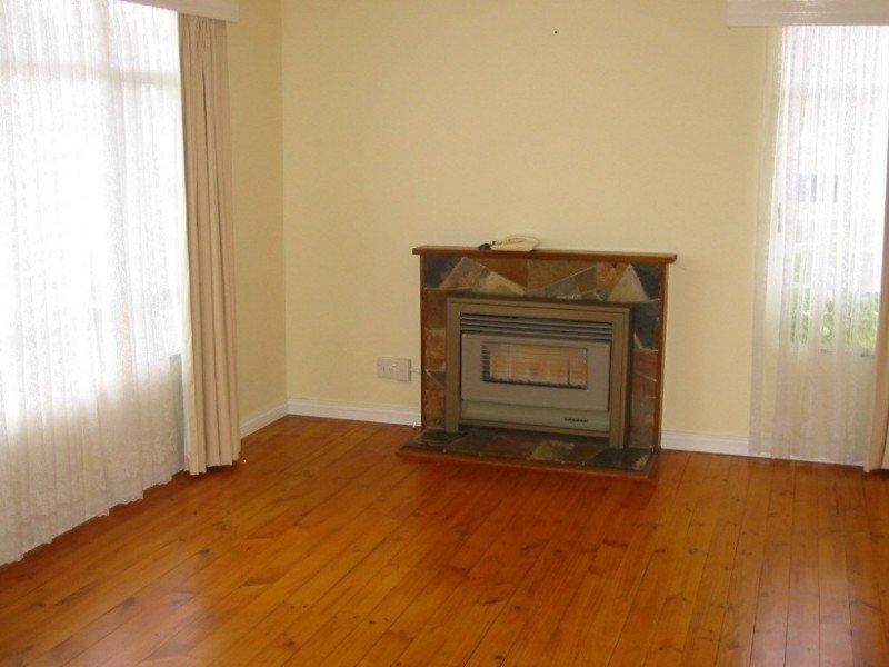 140 Power Avenue, Chadstone VIC 3148