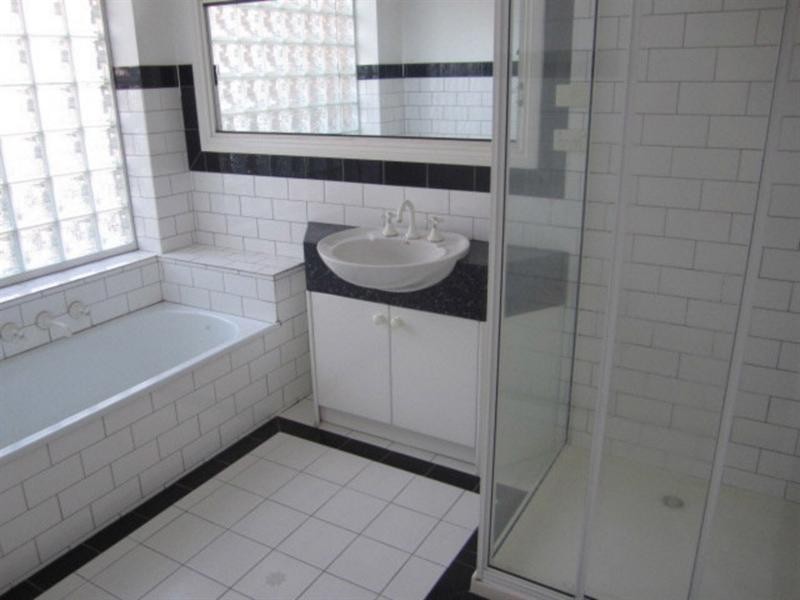 1/1278 Centre Road, Clayton VIC 3168