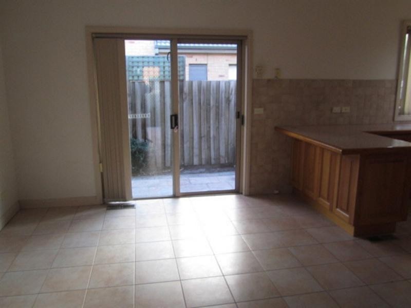 1/1278 Centre Road, Clayton VIC 3168