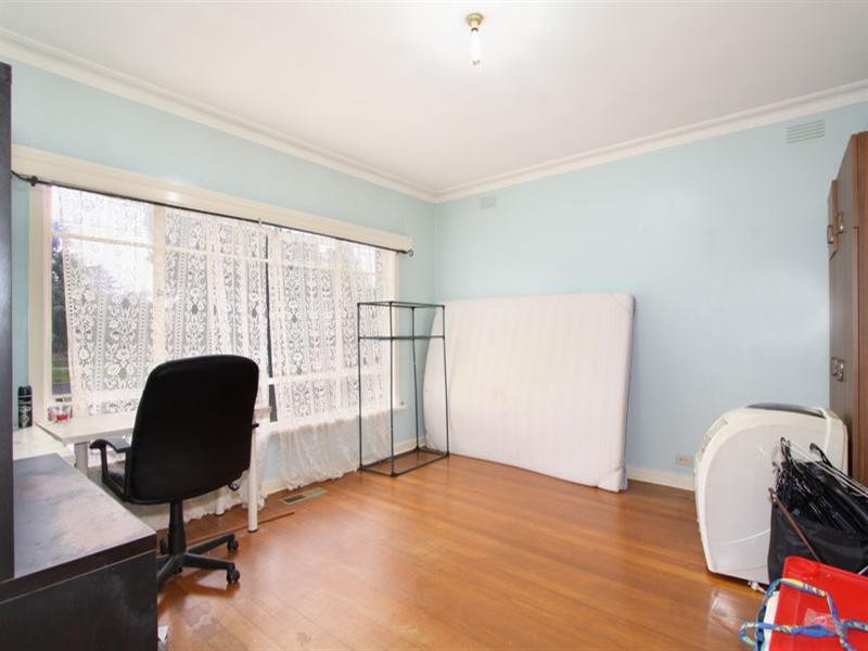 82 Ormond Road, Clayton VIC 3168