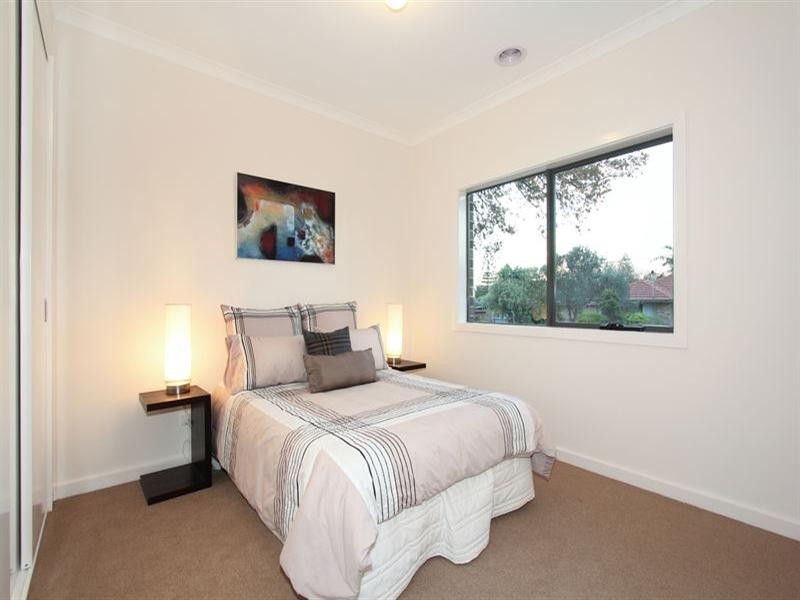 28 Fairland Avenue, Oakleigh East VIC 3166