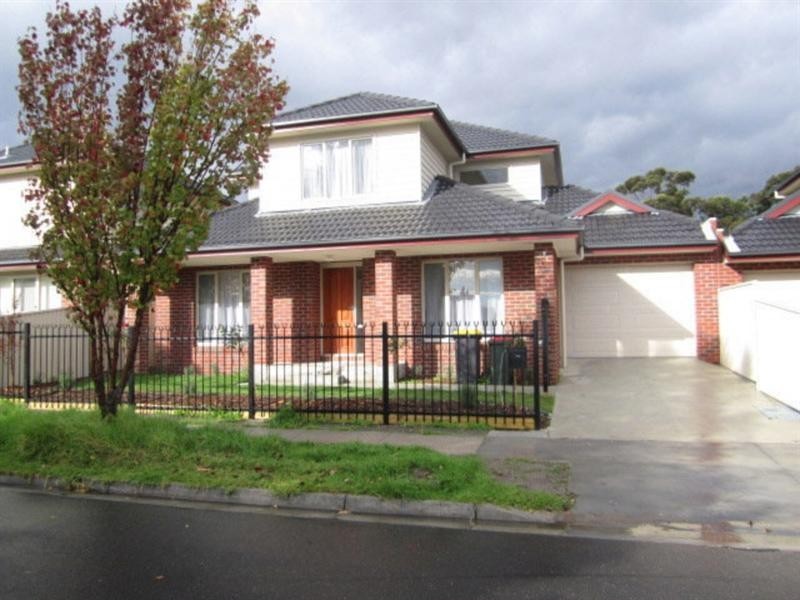 2/354 Haughton Road, Clayton VIC 3168