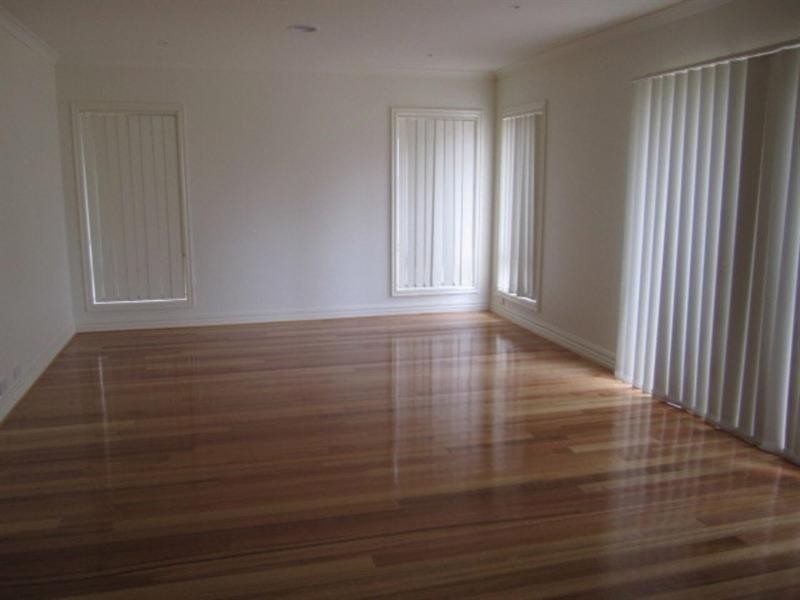 2/354 Haughton Road, Clayton VIC 3168