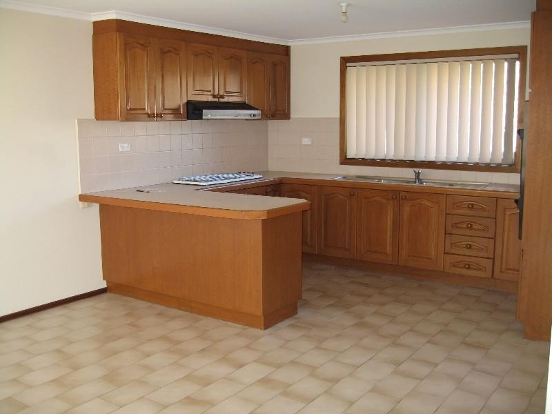 1/1863 Dandenong Road, Oakleigh East VIC 3166