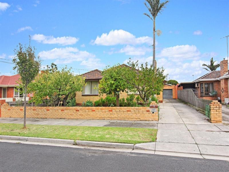 18 Helena Street, Clayton South VIC 3169