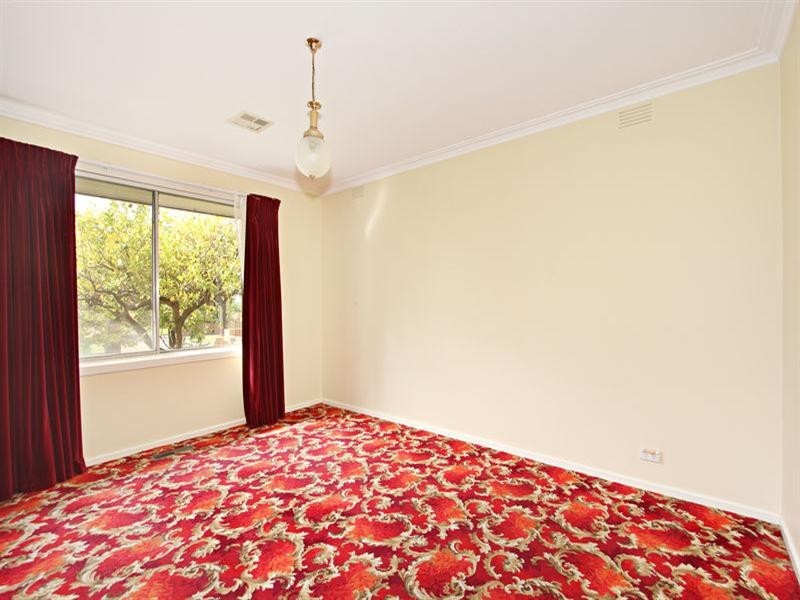 18 Helena Street, Clayton South VIC 3169