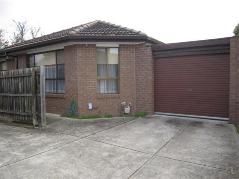 2/3 Dover Street, Oakleigh East VIC 3166
