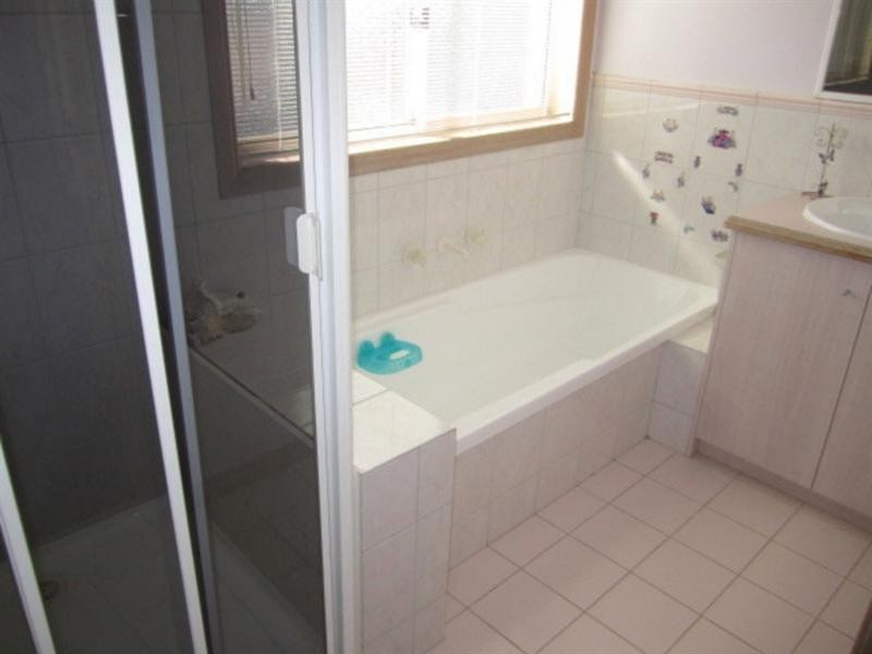 14 Kelrinda Close, Oakleigh South VIC 3167