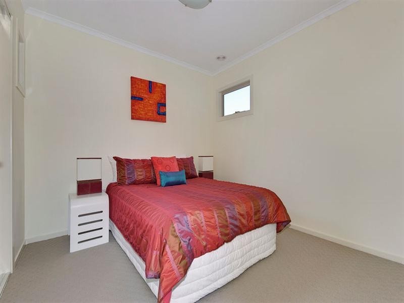 1/77-79 Harlington Street, Clayton VIC 3168