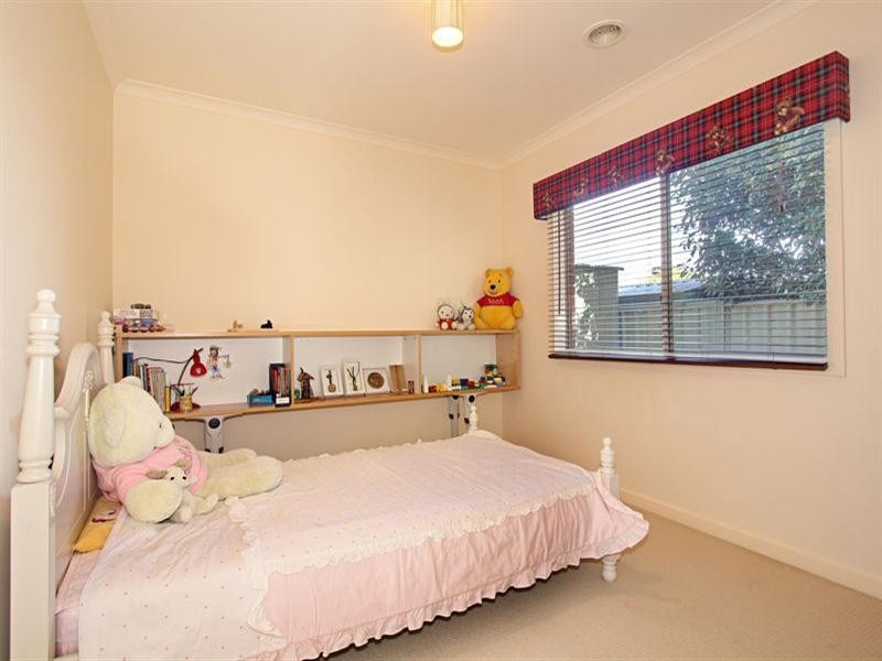 6 Sorrento Avenue, Point Cook VIC 3030