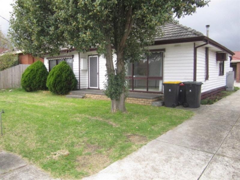 1/34 Murdo Road, Clayton VIC 3168