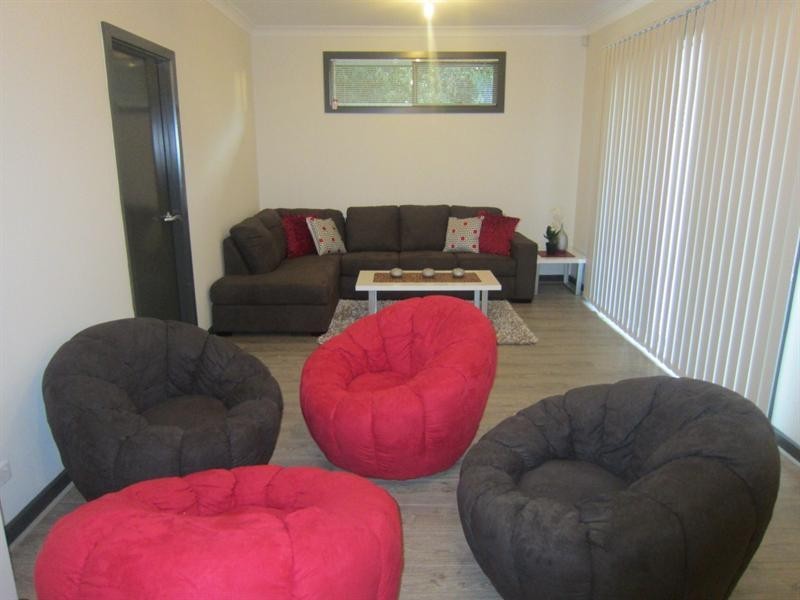 2/4 Hilltop Avenue (Room 7), Clayton VIC 3168