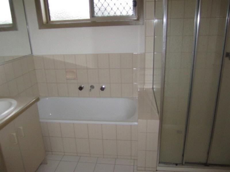 1/4 Lang Road, Mount Waverley VIC 3149