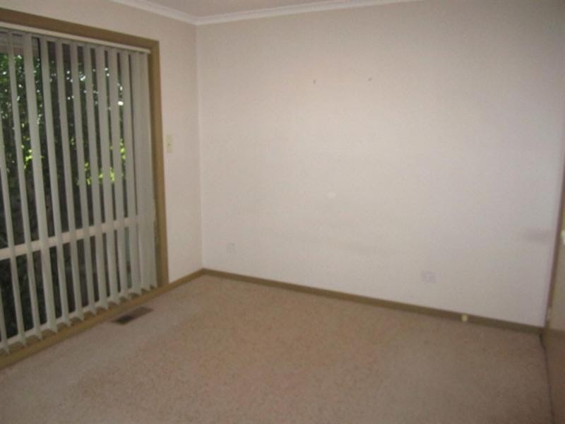 1/4 Lang Road, Mount Waverley VIC 3149