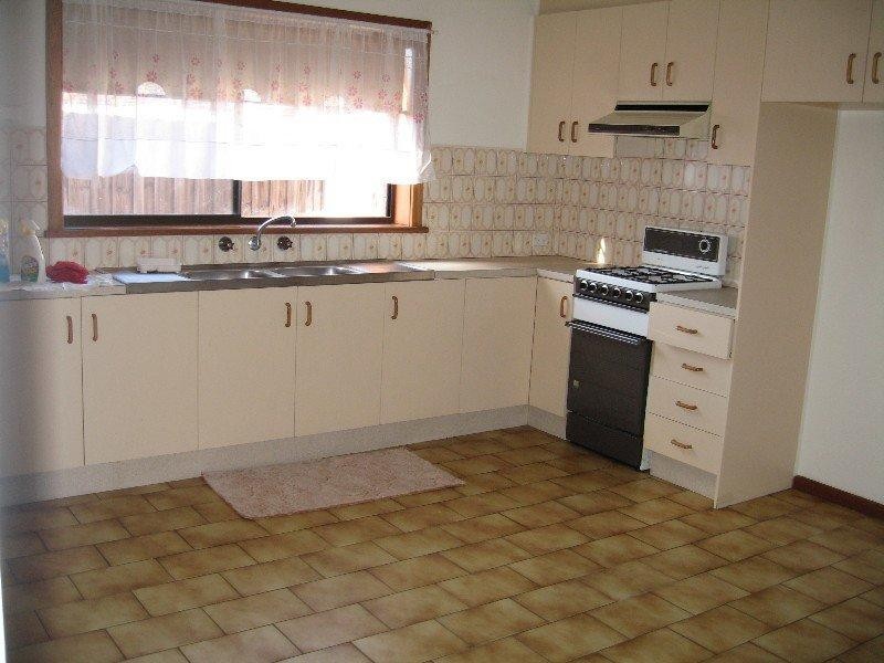 3/80 Harlington Street, Clayton VIC 3168