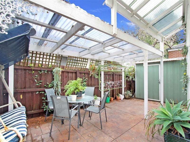11 Coolac Street, Chadstone VIC 3148