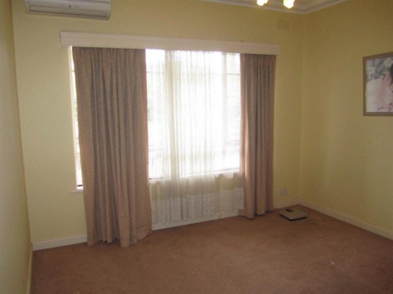 2/29 Stapley Crescent, Chadstone VIC 3148