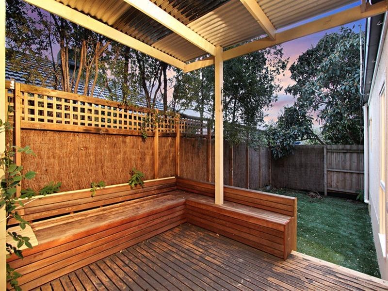 2/105 Golf Road, Oakleigh South VIC 3167