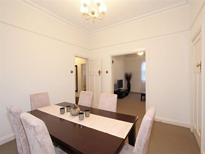 34 Clapham Road, Hughesdale VIC 3166