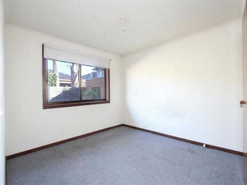 4/4 Kelly Street, Chadstone VIC 3148