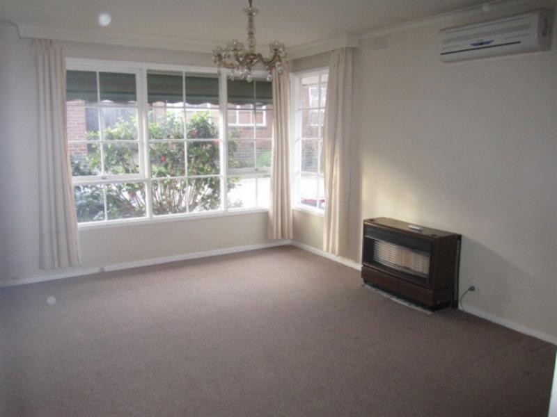 17/1328 Dandenong Road, Hughesdale VIC 3166