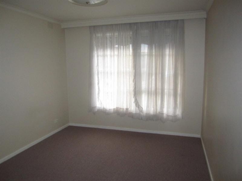 17/1328 Dandenong Road, Hughesdale VIC 3166