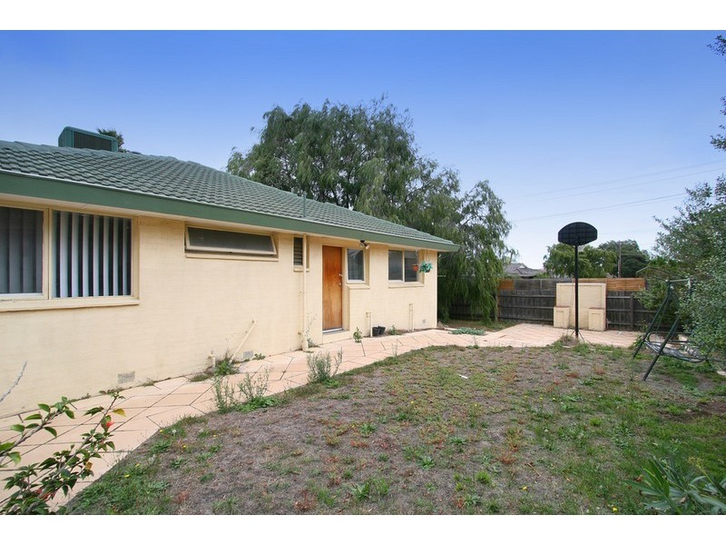 9 Earlwood Street, Dingley Village VIC 3172